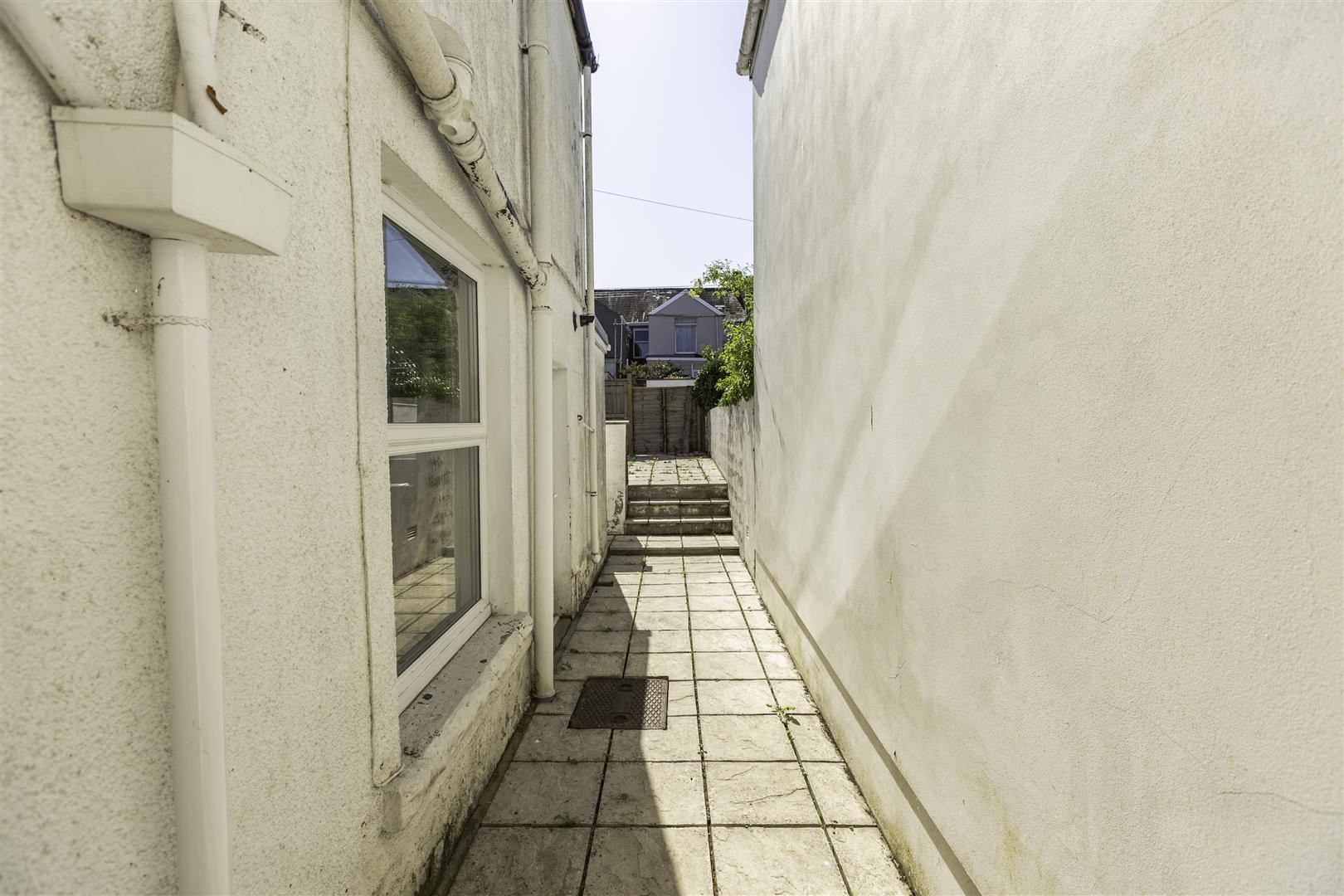 Oakwood Road, Brynmill, Swansea, SA2 0DN